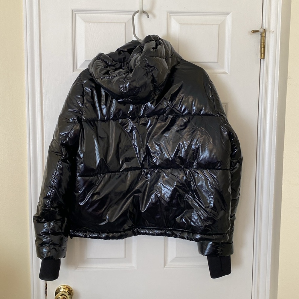 Gap Puffer Jacket - Large - image 4